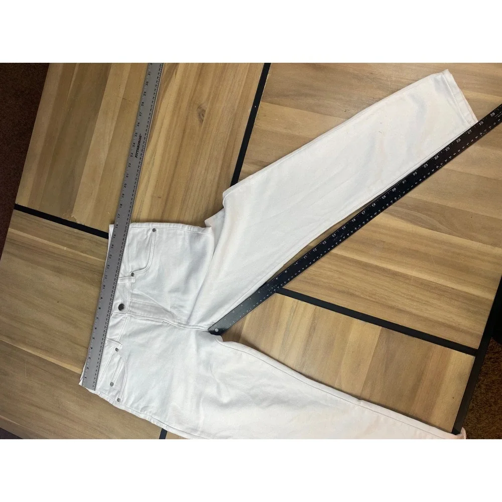 Tahari Womens Kelly Classic Skinny Jeans Size 10/30 White Denim‎ Casual